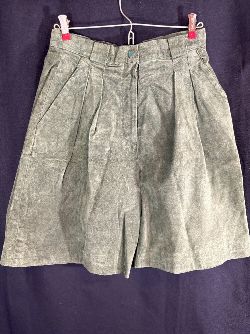 VTG Forenza Suede Leather Shorts Green Pleated High Rise High Waisted Boho 10